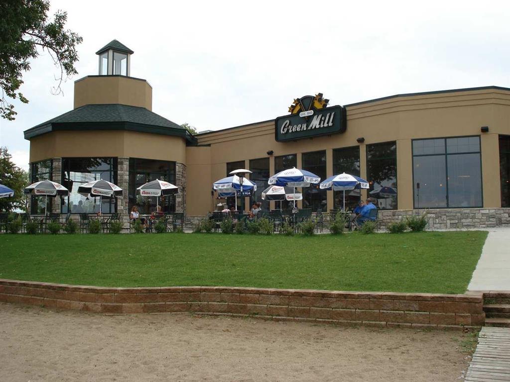 Hotel Doubletree By Hilton Bemidji Restaurant foto